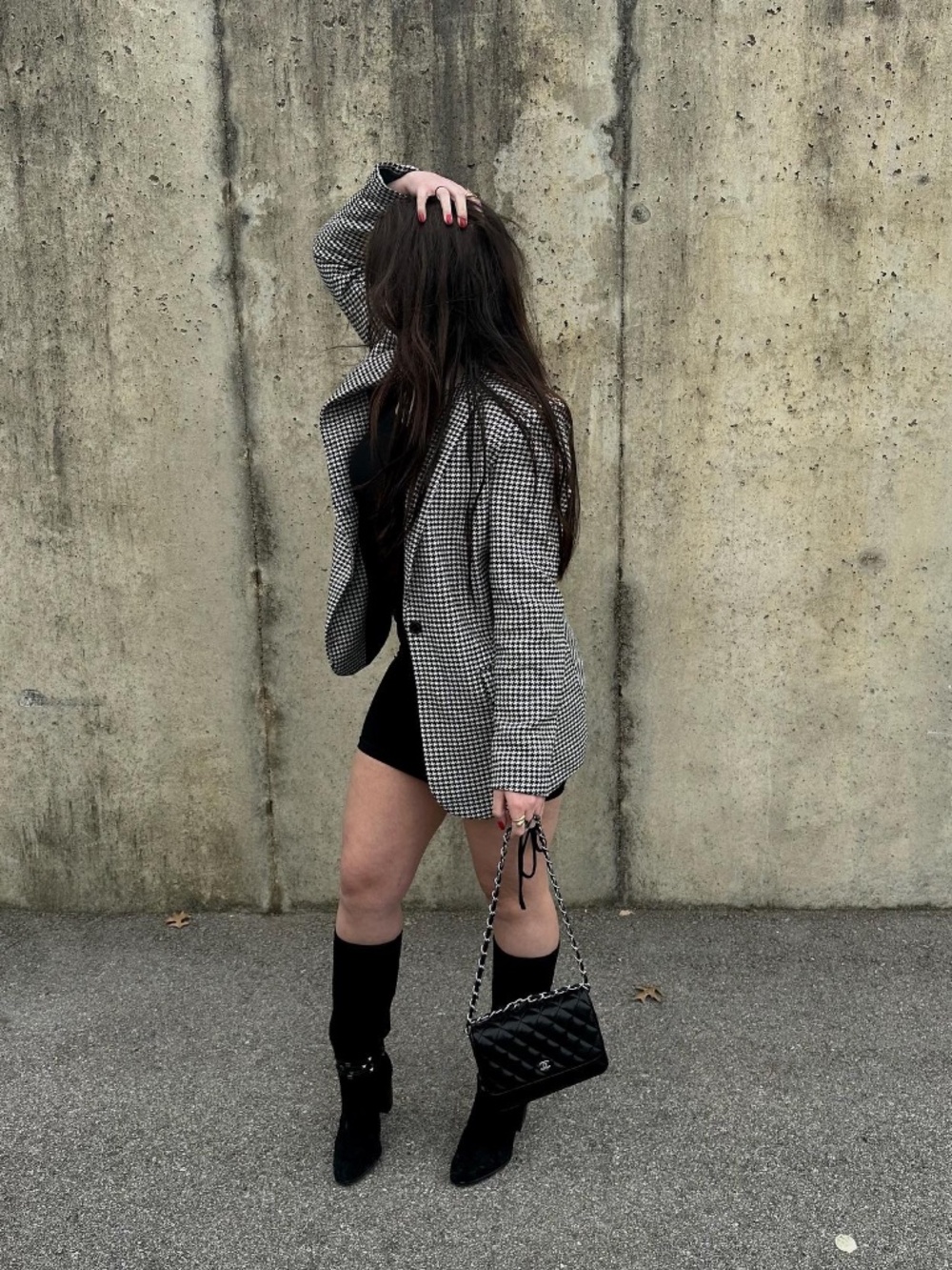 Black and white houndstooth blazer